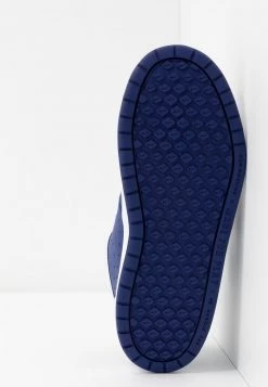 Nike Performance PICO 5 UNISEX - Trainingsschuh - Deep Royal Blue/white 11 Nike Performance PICO 5 UNISEX - Trainingsschuh - Deep Royal Blue/white -Angebote Nike Store 33dfe45140124fffba2d043487ac6e3f