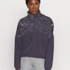 Nike Performance Damen RUN REFLECTIVE - Laufjacke - Cave Purple/atomic Orange