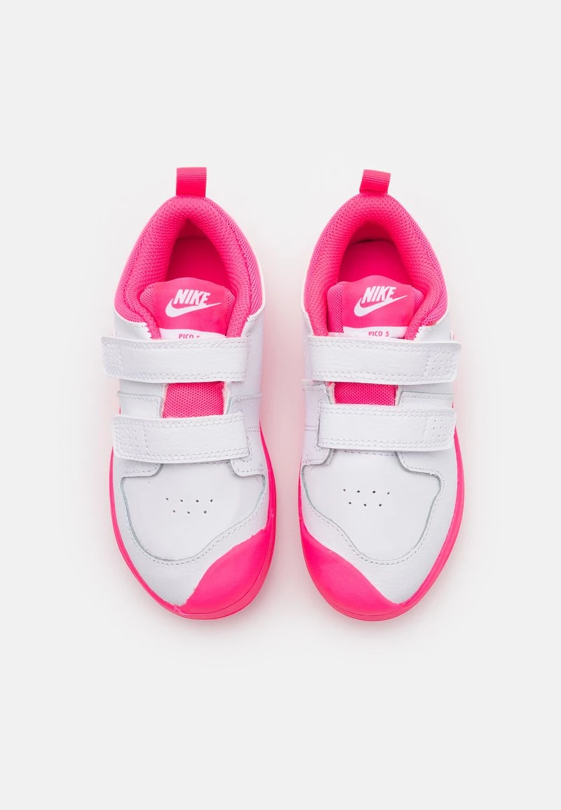 Nike Performance PICO 5 UNISEX - Trainingsschuh - White/hyper Pink 4 Nike Performance PICO 5 UNISEX - Trainingsschuh - White/hyper Pink – Bild 4