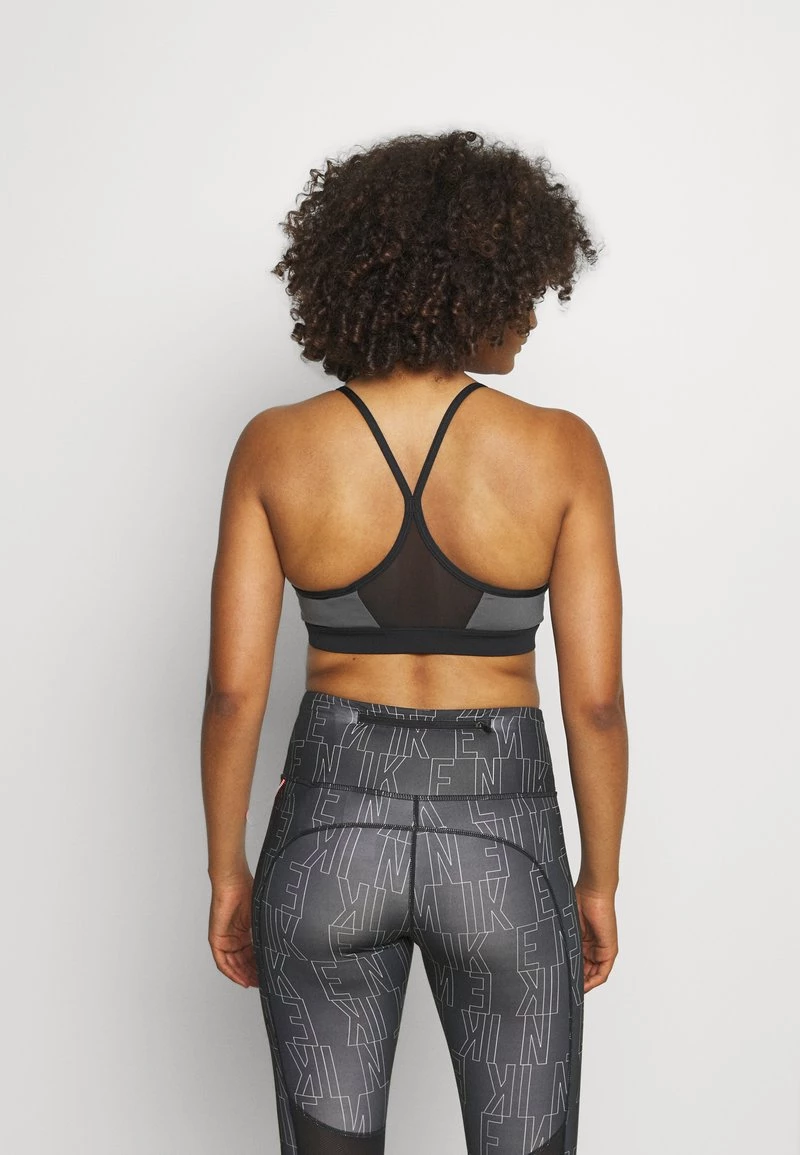 Nike Performance Damen AIR INDY CUTOUTBRA - Sport-BH Mit Leichter Stützkraft - Black/iron Grey/white 3 Nike Performance Damen AIR INDY CUTOUTBRA - Sport-BH Mit Leichter Stützkraft - Black/iron Grey/white – Bild 3
