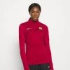 Nike Performance Damen FC BARCELONA - Langarmshirt - Noble Red/pale Ivory