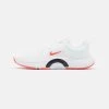 Nike Performance Damen RENEW IN SEASON TR 11 - Trainingsschuh - Summit White/magic Ember/light Soft Pink/black/white