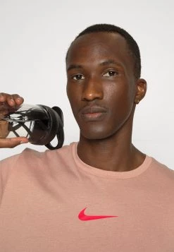 Nike Performance BURNOUT - Sport T-shirt - Rose Whisper/atmosphere/siren Red | Herren -Angebote Nike Store 3ac42c4c51b9479ca0a62734f829bf8d