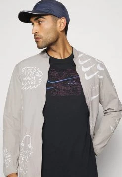 Nike Performance Herren TEE RUN DIVISION - Sport T-shirt - Black -Angebote Nike Store 3c66775580cb49bf9bc1d08514108fff