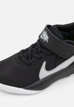 Nike Performance TEAM HUSTLE D 10 UNISEX - Basketballschuh - Black/metallic Silver/volt/white -Angebote Nike Store 3c8185e1d0ee46dfaa775fd2b8f9583e