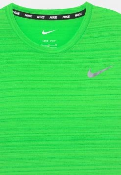 Nike Performance Unisex MILER - T-Shirt Basic - Green Strike -Angebote Nike Store 3cca7e5f47b5413c8c6f31939d541403