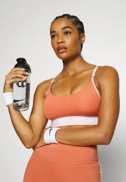 Nike Performance INDY LOGO BRA - Sport-BH Mit Leichter Stützkraft - Light Madder Root/atmosphere/white | Damen -Angebote Nike Store 3e85f40b1aad477981a3ffb5024f3f59