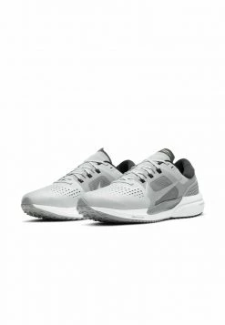 Nike Performance Herren AIR ZOOM VOMERO 15 - Laufschuh Neutral - Grey Fog/mtlc Silver-black-iron Grey-particle Grey -Angebote Nike Store 3eabe6031fd24325b6aa2af01e3e3970