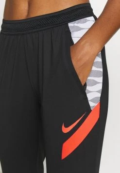 Nike Performance STRIKE21 PANT - Jogginghose - Black/white/bright Crimson | Damen -Angebote Nike Store 401f0b7114c7471685ea359a34d8d52b