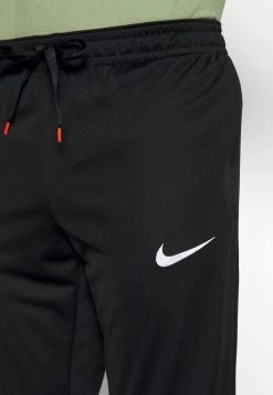 Nike Performance Herren FC LIBERO PANT - Jogginghose - Black/white -Angebote Nike Store 41a1b1a876d44e2eac241ea4afb0fb5f