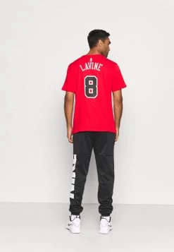 Nike Performance Herren CHICAGO BULLS NAME AND NUMBER TEE - Vereinsmannschaften - University Red -Angebote Nike Store 43666ff99cfd4c6b8ccf7d16a71d4ddc