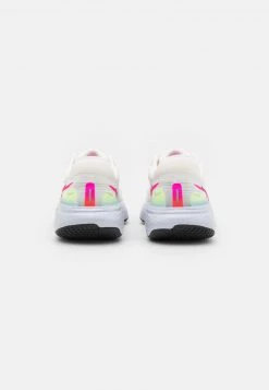 Nike Performance Damen ZOOMX INVINCIBLE RUN FK - Laufschuh Wettkampf - Phantom/black/football Grey/volt/pollen/pink Blast -Angebote Nike Store 4386d0c7f66d4021a13064501b6c0d50