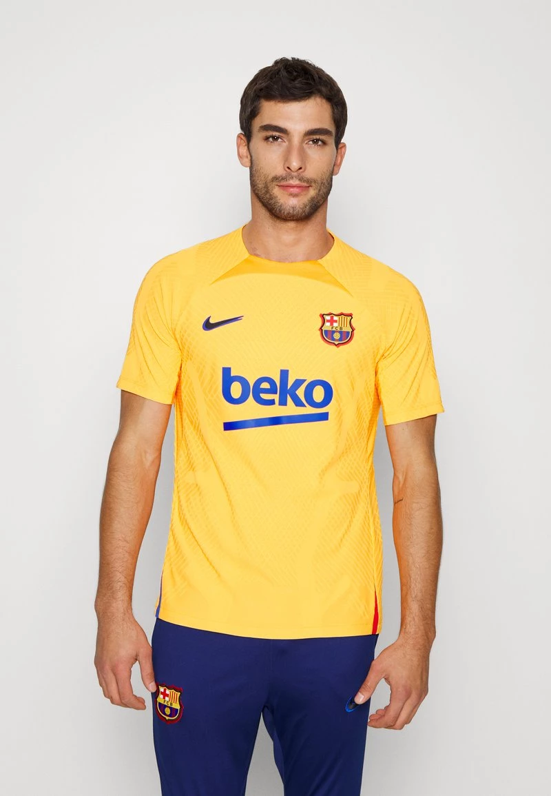 Nike Performance Herren FC BARCELONA STRIKE ELITE - Vereinsmannschaften - Vivid Orange/black 1 Nike Performance Herren FC BARCELONA STRIKE ELITE - Vereinsmannschaften - Vivid Orange/black