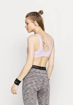 Nike Performance BRA - Sport-BH Mit Mittlerer Stützkraft - Iced Lilac/light Violet | Damen -Angebote Nike Store 4466f04cdb3c4aeab86f3bc639be7dd5