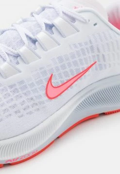 Nike Performance Damen AIR ZOOM PEGASUS 37 VT - Laufschuh Neutral - White/sunset Pulse/bright Crimson -Angebote Nike Store 450cce23763c4dbcab3cb8819a27b33d