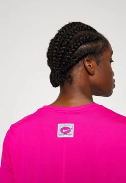 Nike Performance ONE CROP - Sport T-shirt - Active Pink | Damen -Angebote Nike Store 455a29ecdda248baa6d812bff656dad0