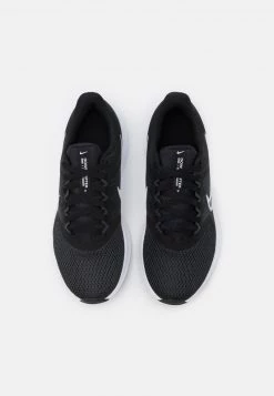 Nike Performance Damen DOWNSHIFTER 11 - Laufschuh Stabilität - Black/white/dark Smoke Grey 9 Nike Performance Damen DOWNSHIFTER 11 - Laufschuh Stabilität - Black/white/dark Smoke Grey -Angebote Nike Store 4655eb3ec9ed4f46a072545426eafdde