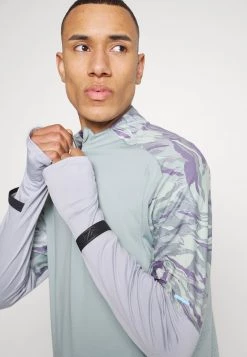 Nike Performance Herren TRAIL - Sport T-shirt - Dusty Sage/wolf Grey/laser Blue -Angebote Nike Store 495f8e823c8d4576b670b0e554343c4e