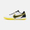 Nike Performance Herren TIEMPO REACT LEGEND 9 PRO IC - Fußballschuh Halle - White/dark Smoke Grey/black/yellow Strike