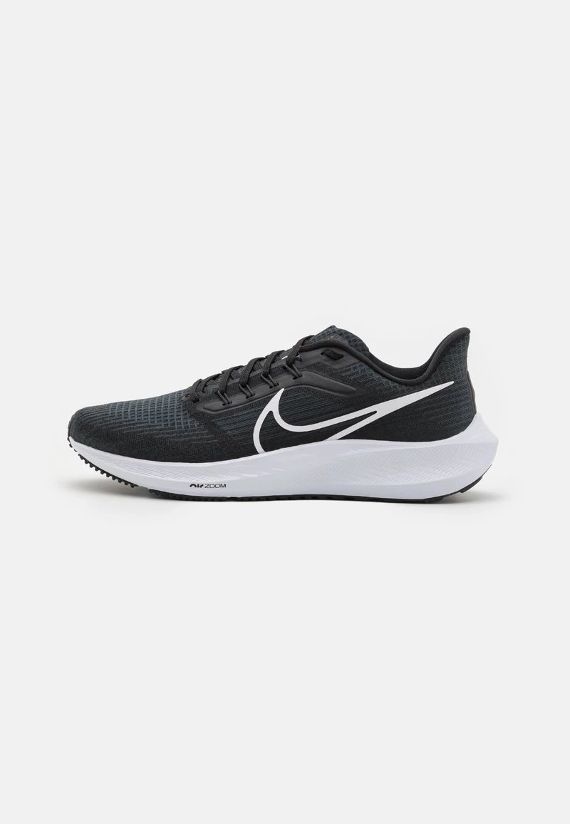 Nike Performance Herren AIR ZOOM PEGASUS 39 - Laufschuh Neutral - Black/white/dark Smoke Grey 1 Nike Performance Herren AIR ZOOM PEGASUS 39 - Laufschuh Neutral - Black/white/dark Smoke Grey