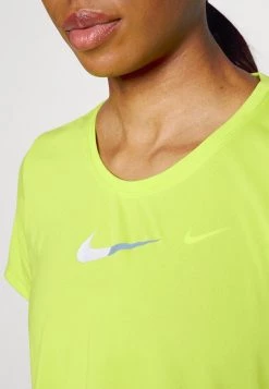 Nike Performance ONE - Sport T-shirt - Atomic Green | Damen -Angebote Nike Store 4c5c955107f44043b4cd1485b99d03c0