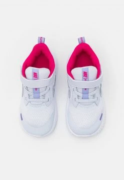 Nike Performance REVOLUTION 5 UNISEX - Laufschuh Neutral - Football Grey/purple Pulse/fireberry/white -Angebote Nike Store 4de4e3e704364294ad948817f92b1585