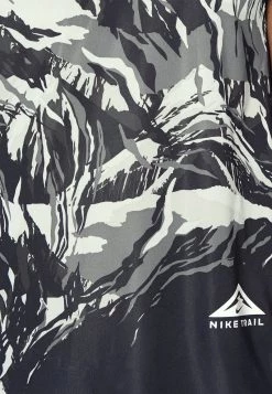 Nike Performance Herren TRAIL RISE TANK - Top - Black/white -Angebote Nike Store 4f4340156a9c4f6790b4d5f9c6627654