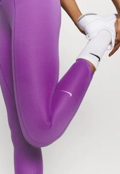 Nike Performance ONE LUXE CROP - Tights - Wild Berry | Damen -Angebote Nike Store 4f7d2f834f4e430baa44cb642fcf534c