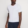 Nike Performance MILER TOP - Sport T-shirt - White/silver | Herren