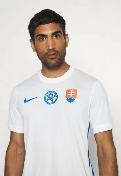 Nike Performance Herren SLOWAKEI SFZ AWAY - Vereinsmannschaften - White/soar -Angebote Nike Store 5495340d5d5c4ca8a9e8dc3a3939064e