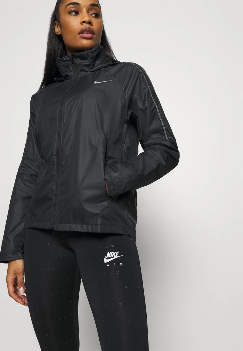 Nike Performance NIKE SHIELD DAMEN LAUFJACKE - Regenjacke / Wasserabweisende Jacke - Black 5 Nike Performance NIKE SHIELD DAMEN LAUFJACKE - Regenjacke / Wasserabweisende Jacke - Black – Bild 5