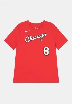 Nike Performance NBA CHICAGO BULLS ZACH LAVINE ESSENTIAL MIXTAPE TEE UNISEX - Vereinsmannschaften - University Red