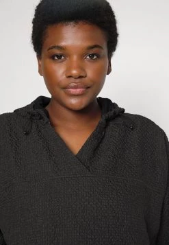 Nike Performance Damen PLUS - Laufjacke - Black 9 Nike Performance Damen PLUS - Laufjacke - Black -Angebote Nike Store 58ca1982e8d34593b950fe59093f6698