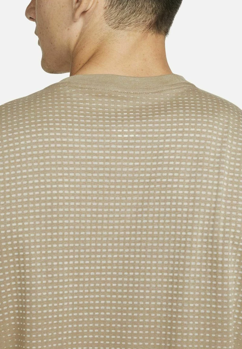 Nike Performance BURNOUT - Sport T-shirt - Khaki Light Bone Total Orange | Herren 5 Nike Performance BURNOUT - Sport T-shirt - Khaki Light Bone Total Orange | Herren – Bild 5