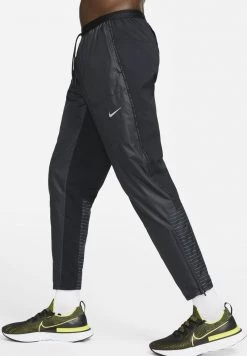 Nike Performance Herren Jogginghose - Black/black/reflective Silver 13 Nike Performance Herren Jogginghose - Black/black/reflective Silver -Angebote Nike Store 59fad16d85524c818736b728798712a1