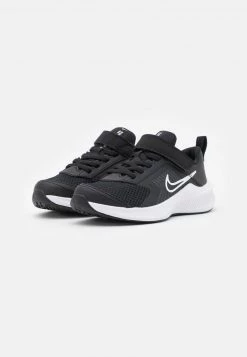 Nike Performance DOWNSHIFTER 11 UNISEX - Laufschuh Neutral - Black/white -Angebote Nike Store 5be0d72cc6084eacb074d905f645ad76
