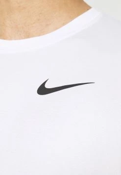 Nike Performance Herren SUPERSET - Sport T-shirt - White/black -Angebote Nike Store 5c42ca8691a84ac78f445ab8038e41f0