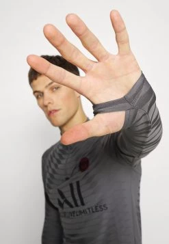 Nike Performance Herren PARIS ST GERMAIN ELITE - Vereinsmannschaften - Dark Grey/black/siren Red 11 Nike Performance Herren PARIS ST GERMAIN ELITE - Vereinsmannschaften - Dark Grey/black/siren Red -Angebote Nike Store 5cd07fb2c39440febe3f9405cd86fe68