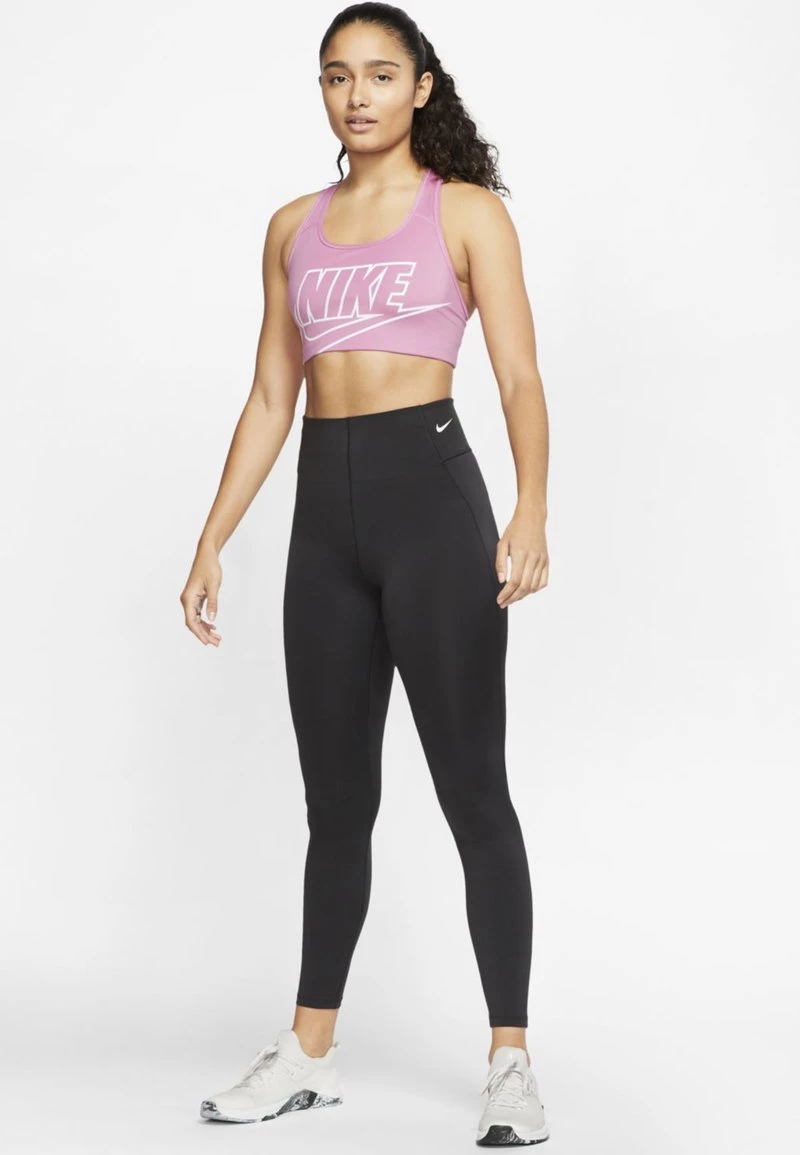 Nike Performance Damen FUTURA BRA - Sport-BH Mit Mittlerer Stützkraft - Magic Flamingo/white 2 Nike Performance Damen FUTURA BRA - Sport-BH Mit Mittlerer Stützkraft - Magic Flamingo/white – Bild 2