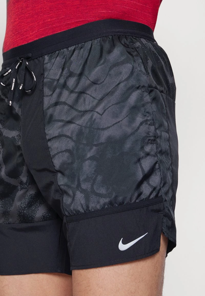 Nike Performance Herren STRIDE - Kurze Sporthose - Black 7 Nike Performance Herren STRIDE - Kurze Sporthose - Black – Bild 7