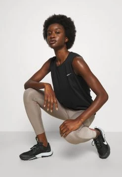 Nike Performance Damen RUN TANK - Top - Black/bright Crimson -Angebote Nike Store 5ef7713df2094edf9189b0084a6a483d