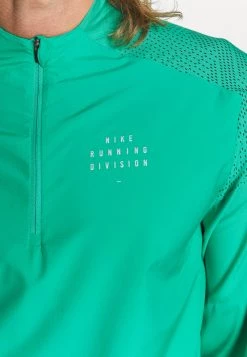 Nike Performance Herren RUN - Langarmshirt - Roma Green 13 Nike Performance Herren RUN - Langarmshirt - Roma Green -Angebote Nike Store 5fbde6f415e24585b1595036ff2122a3