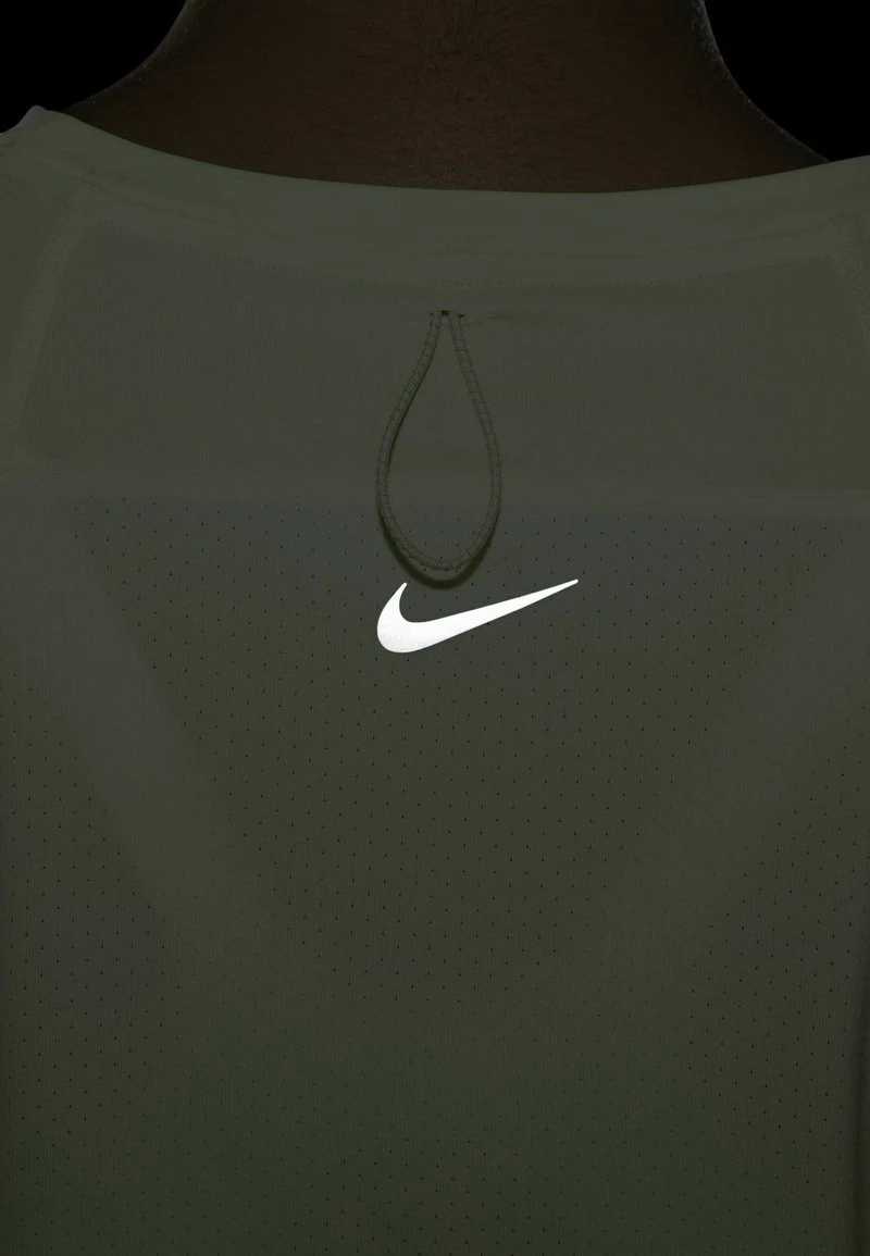 Nike Performance Damen MILER - T-Shirt Print - Barely Volt 8 Nike Performance Damen MILER - T-Shirt Print - Barely Volt – Bild 8