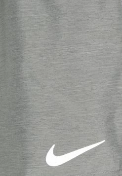 Nike Performance Herren CHALLENGER SHORT - Kurze Sporthose - Smoke Grey -Angebote Nike Store 61ba86d2227842dcbce74dc75317df88