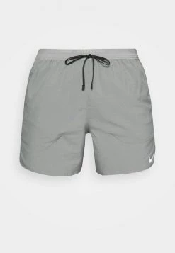 Nike Performance Herren STRIDE - Kurze Sporthose - Smoke Grey/black/silver -Angebote Nike Store 6235f6717f934b7fa42d23b698c2e47f