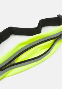 Nike Performance SLIM WAIST PACK 3.0 UNISEX - Gürteltasche - Volt/black/silver -Angebote Nike Store 63a191595ce4423bb1282d15c0b925f0