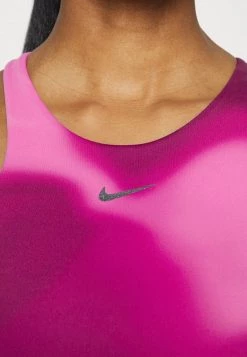 Nike Performance BRA - Sport-BH Mit Mittlerer Stützkraft - Cosmic Fuchsia/iron Grey | Damen 9 Nike Performance BRA - Sport-BH Mit Mittlerer Stützkraft - Cosmic Fuchsia/iron Grey | Damen -Angebote Nike Store 64524146f38742c0b7ffaf7937c65708