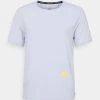 Nike Performance Herren M NK DF TRAIL RISE - T-Shirt Print - Ghost