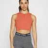 Nike Performance Damen CROP TANK - Top - Madder Root