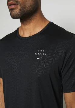 Nike Performance Herren Nike Run Division - T-Shirt Print - Black/reflective Silver -Angebote Nike Store 696e98359d054aa5951fb780a48c9f22